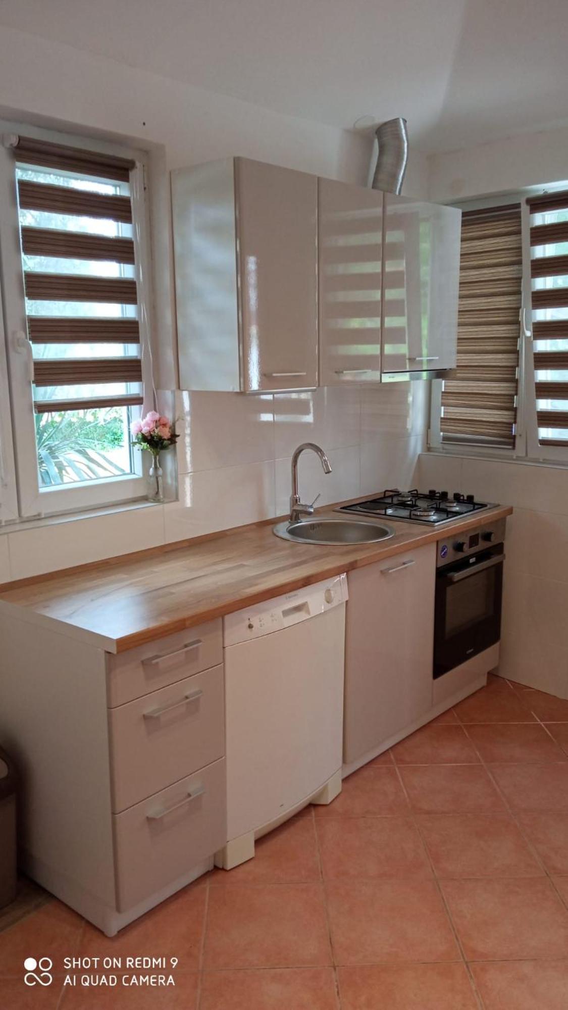 Apartmani Nikola Biograd Na Moru Esterno foto